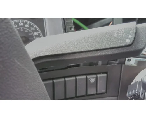 VOLVO VNL ENGINE BRAKE SWITCH