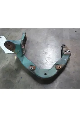 VOLVO VNL ENGINE MOUNTS, VEHICLE (FRONT)