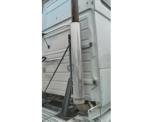 VOLVO VNL EXHAUST COMPONENT