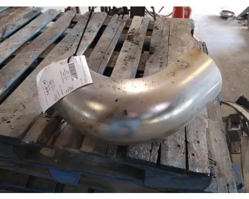 VOLVO VNL EXHAUST PIPE