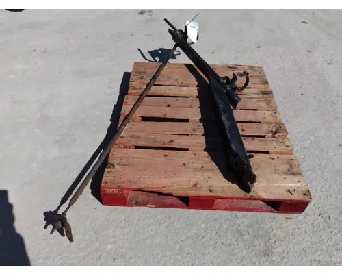 VOLVO VNL EXHAUSTMUFFLER BRACKET