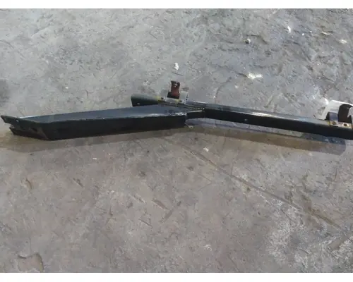 VOLVO VNL EXHAUSTMUFFLER BRACKET