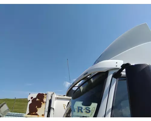 VOLVO VNL EXTERIOR SUN VISOR