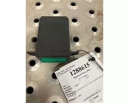 VOLVO VNL Electrical Parts, Misc