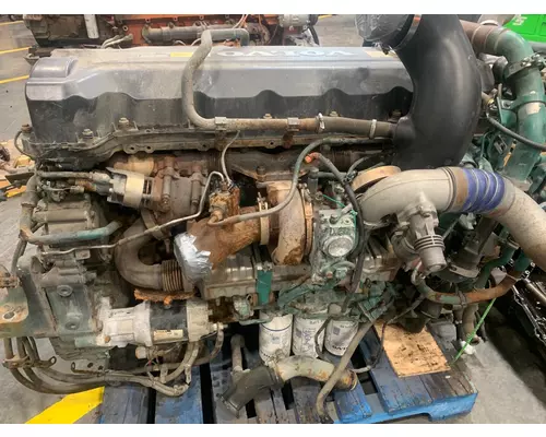 VOLVO VNL Engine Assembly