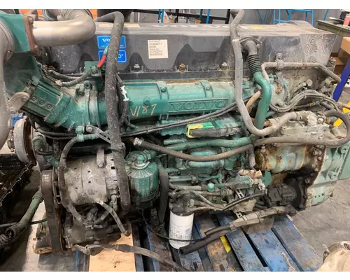 VOLVO VNL Engine Assembly