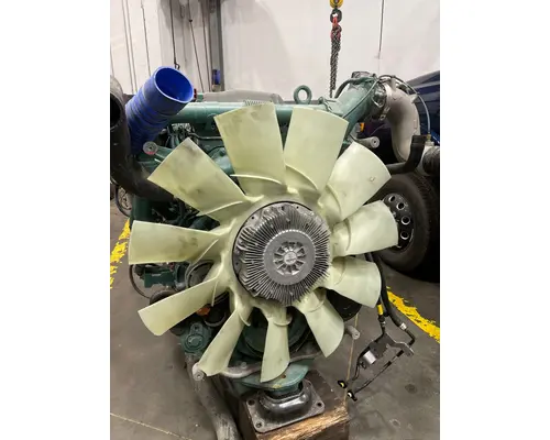 VOLVO VNL Engine Assembly