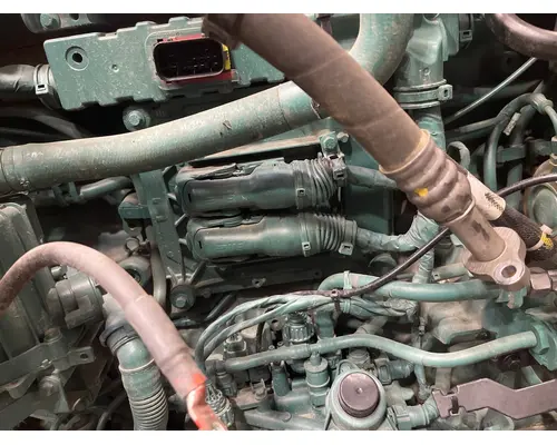 VOLVO VNL Engine Assembly