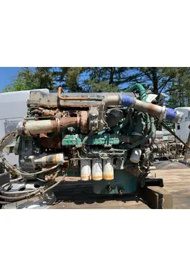 VOLVO VNL Engine Assembly