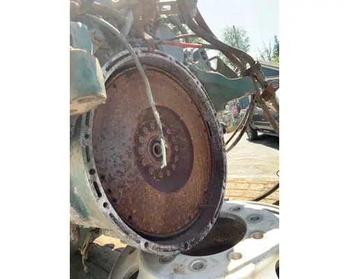 VOLVO VNL Engine Assembly