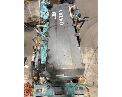 VOLVO VNL Engine Assembly