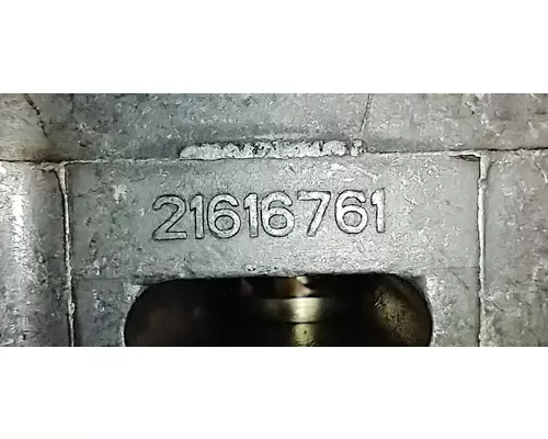 VOLVO VNL Engine Brakes