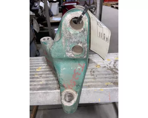 VOLVO VNL Engine Mounts