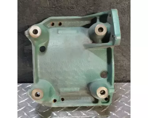 VOLVO VNL Engine Parts, Misc.