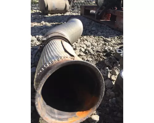 VOLVO VNL Exhaust Pipe