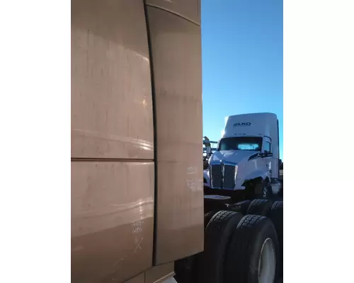 VOLVO VNL FAIRING, SLEEPER