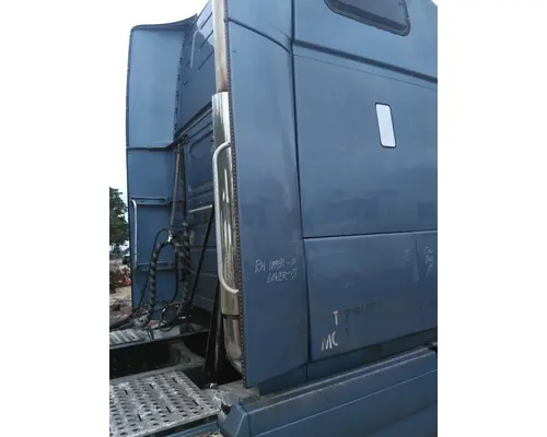 VOLVO VNL FAIRING, SLEEPER