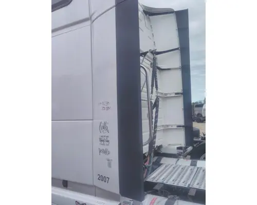 VOLVO VNL FAIRING, SLEEPER