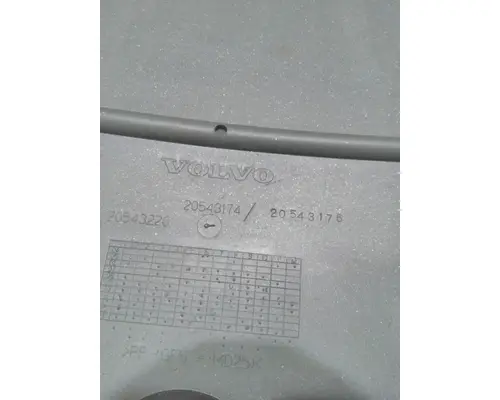 VOLVO VNL FAIRING, WIND DEFLECTOR ROOF