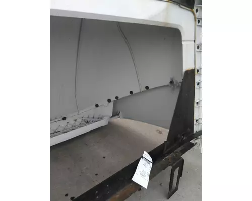 VOLVO VNL FAIRING, WIND DEFLECTOR ROOF