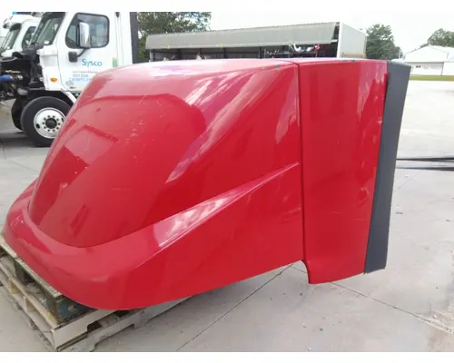 VOLVO VNL FAIRING, WIND DEFLECTOR ROOF