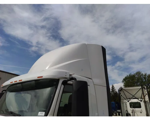 VOLVO VNL FAIRING, WIND DEFLECTOR ROOF