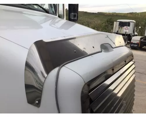 VOLVO VNL FAIRING, WIND DEFLECTOR ROOF