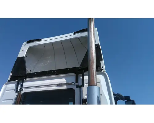 VOLVO VNL FAIRING, WIND DEFLECTOR ROOF