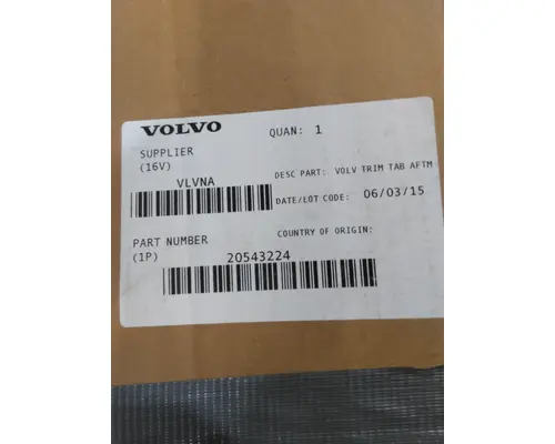 VOLVO VNL FAIRING, WIND DEFLECTOR ROOF