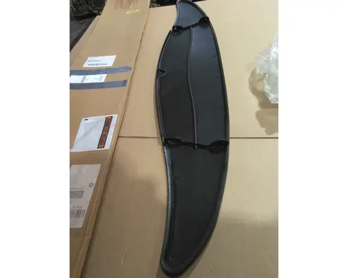 VOLVO VNL FAIRING, WIND DEFLECTOR ROOF