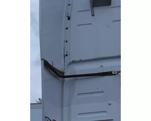 VOLVO VNL FAIRING BRACKETMOUNT
