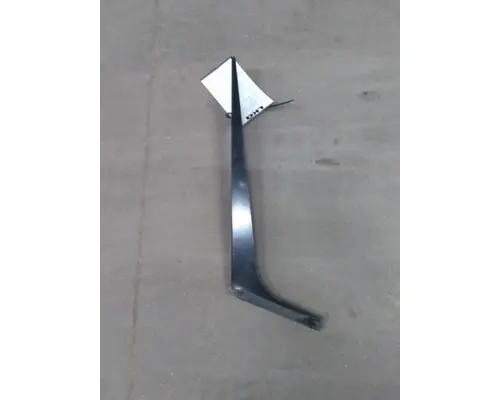 VOLVO VNL FAIRING BRACKETMOUNT