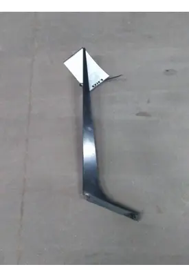 VOLVO VNL FAIRING BRACKET/MOUNT