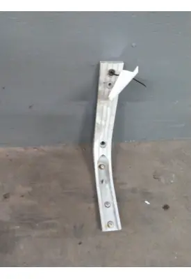 VOLVO VNL FAIRING BRACKET/MOUNT
