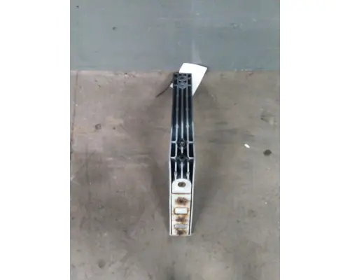 VOLVO VNL FAIRING BRACKETMOUNT