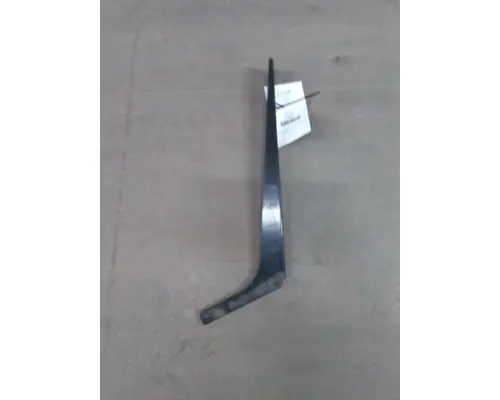 VOLVO VNL FAIRING BRACKETMOUNT