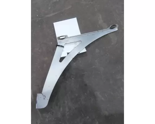 VOLVO VNL FAIRING BRACKETMOUNT