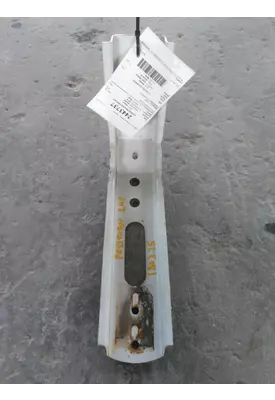 VOLVO VNL FAIRING BRACKET/MOUNT