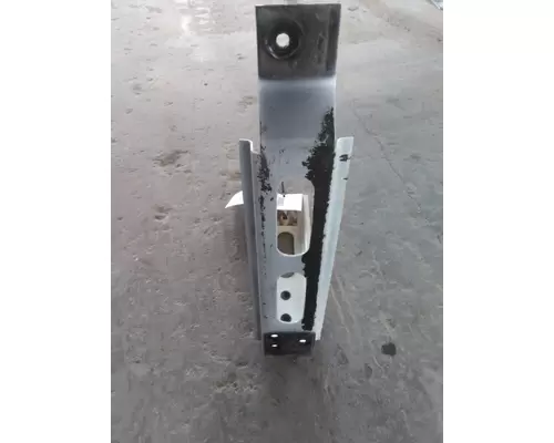 VOLVO VNL FAIRING BRACKETMOUNT