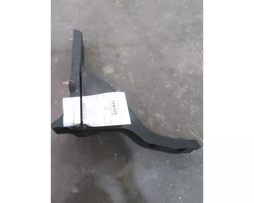 VOLVO VNL FAIRING BRACKETMOUNT