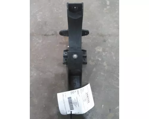 VOLVO VNL FAIRING BRACKETMOUNT