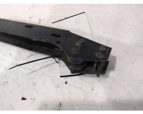 VOLVO VNL FAIRING BRACKETMOUNT