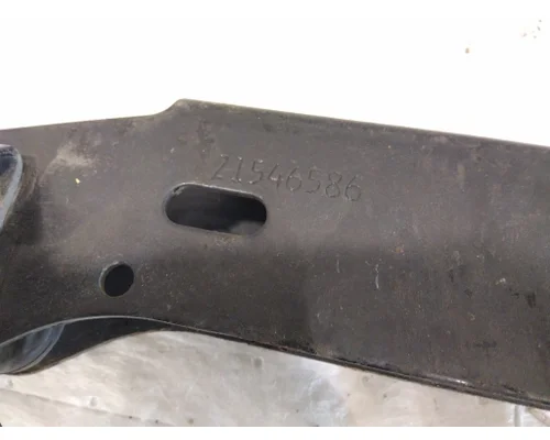 VOLVO VNL FAIRING BRACKETMOUNT
