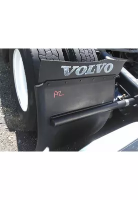 VOLVO VNL FENDER, QUARTER/HALF REAR