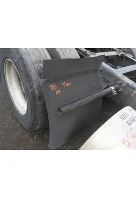 VOLVO VNL FENDER, QUARTER/HALF REAR