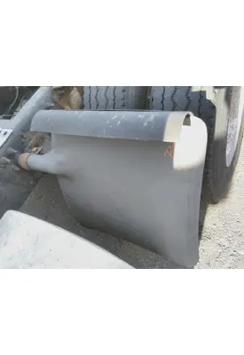 VOLVO VNL FENDER, QUARTER/HALF REAR