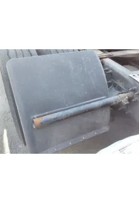 VOLVO VNL FENDER, QUARTER/HALF REAR