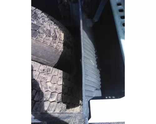 VOLVO VNL FENDER, QUARTERHALF REAR