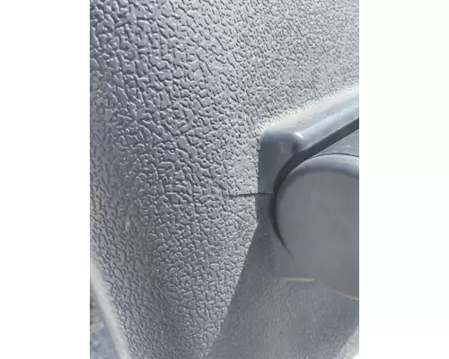VOLVO VNL FENDER, QUARTERHALF REAR