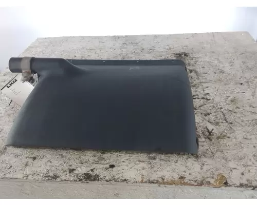 VOLVO VNL FENDER, QUARTERHALF REAR